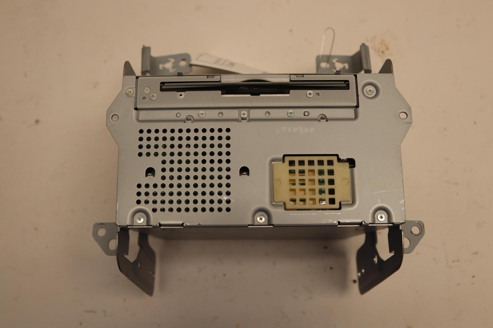 2010-2011 INFINITI EX35 AM-FM CD Radio Receiver with Navigation and Music Box (Used OEM)