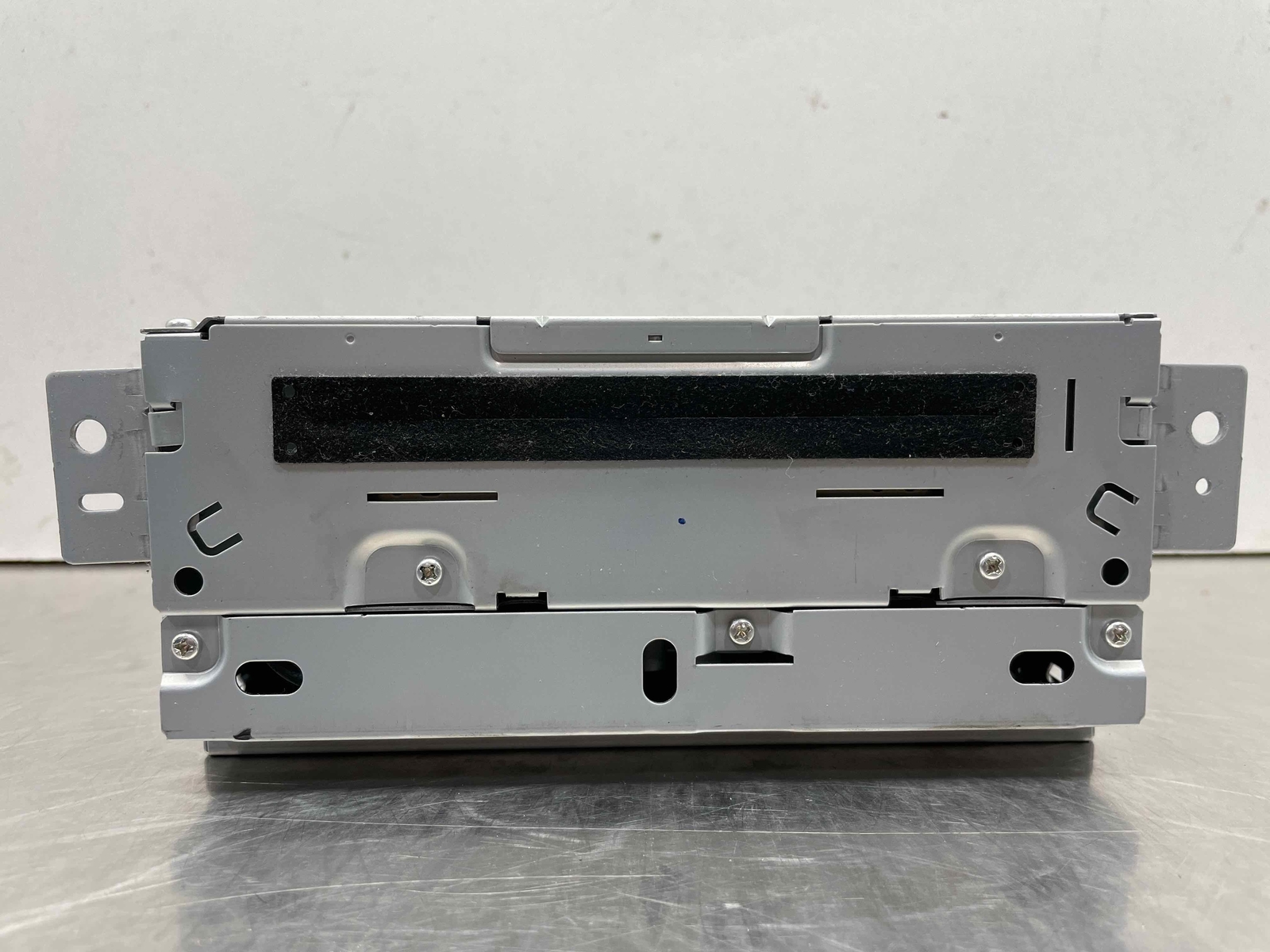 2009-2011 Jaguar XF AM-FM-CD Player Radio Receiver (Used OEM)
