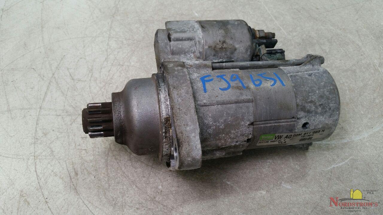 2009-2012 Volkswagen CC 2.0 kW Bosch Starter Motor Assembly (Used OEM)