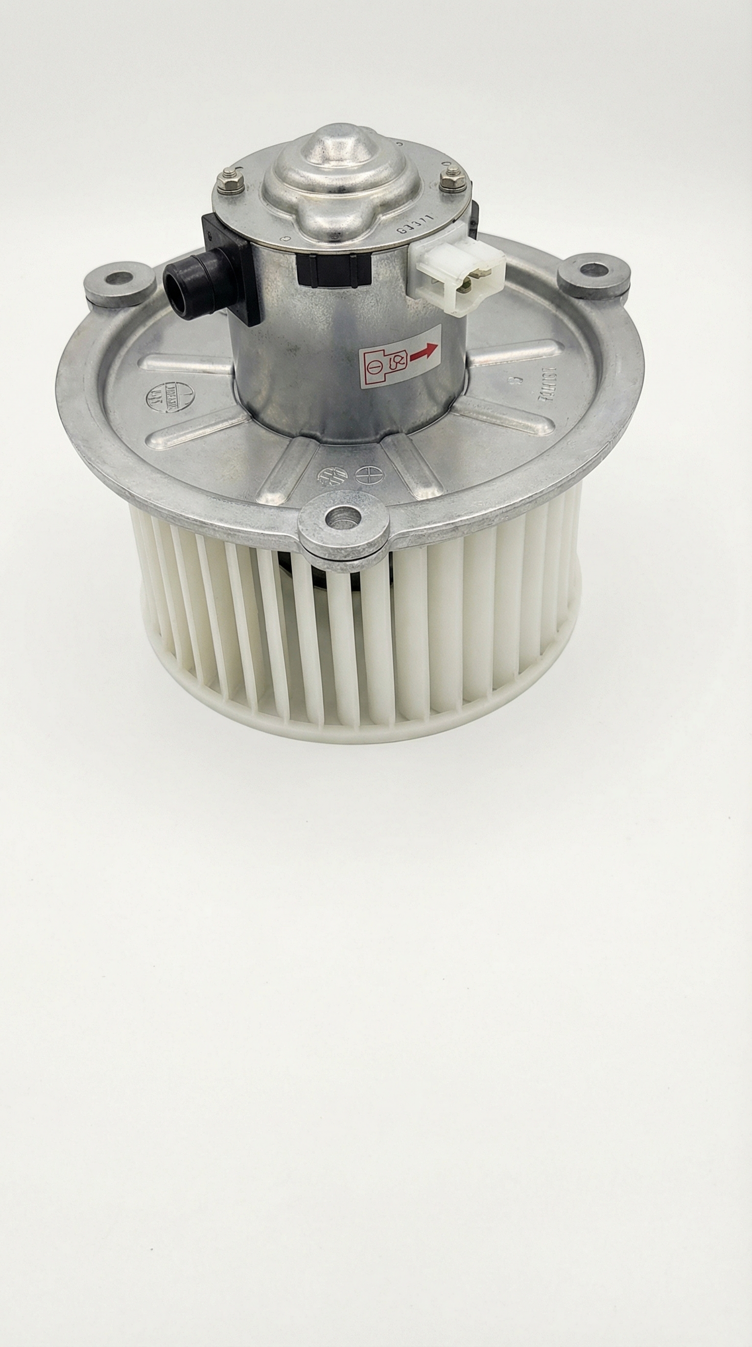 1988-1991 Mazda 929 HVAC Blower Motor with Fan Wheel (Used OEM)