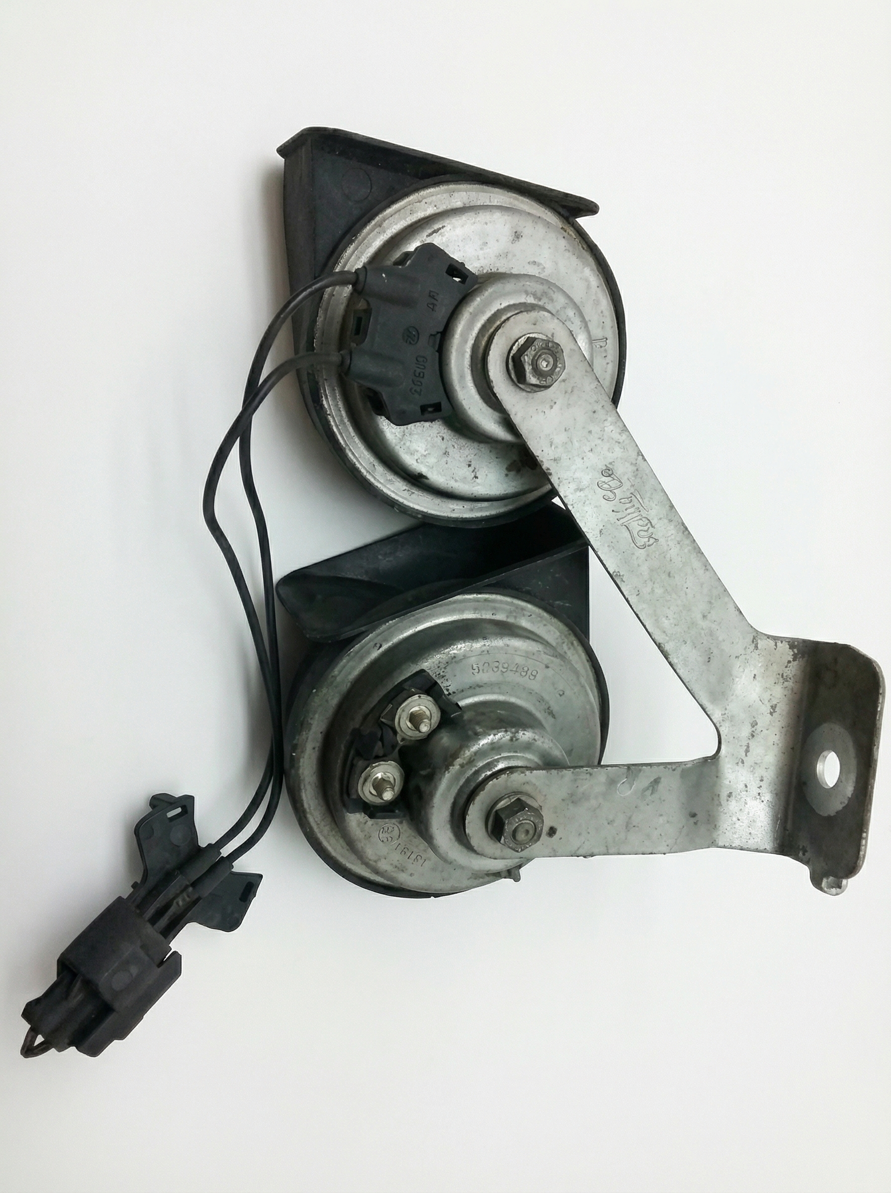 2006-2011 Mercury Milan High and Low Tone Horn Set (Used OEM)