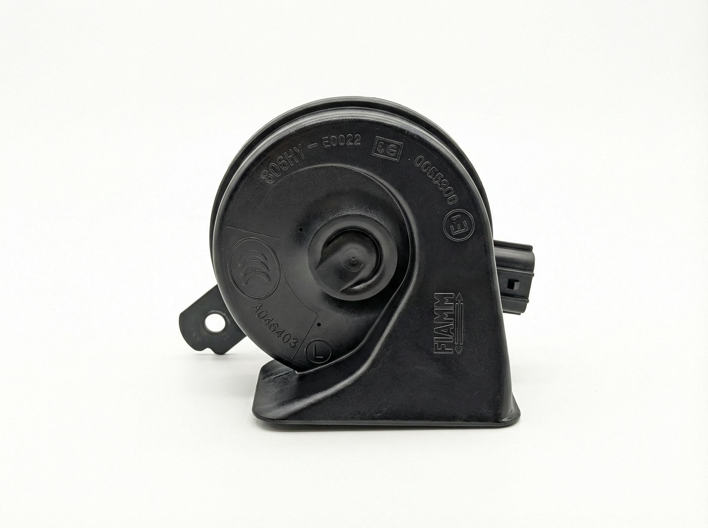 2007-2018 Jeep Wrangler High and Low Note Horn Set (Used OEM)