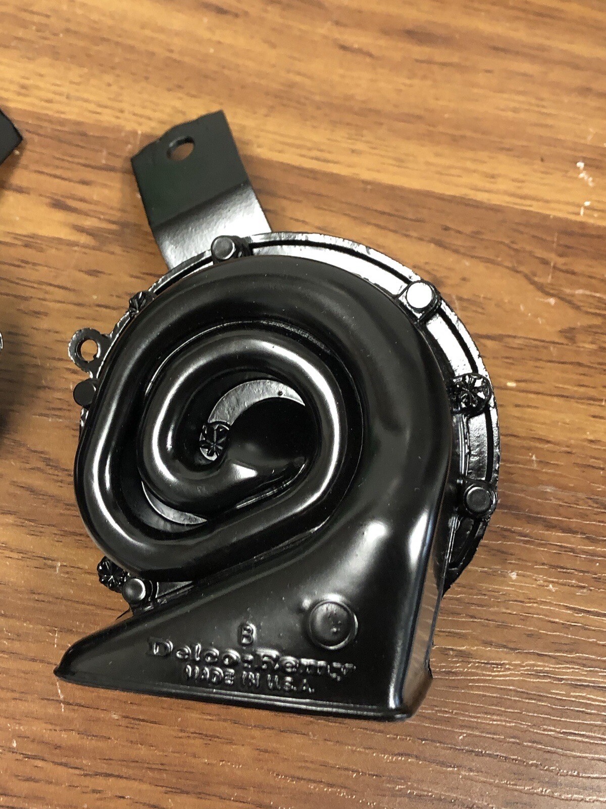2015-2020 Chevrolet Suburban Horn (Used OEM)