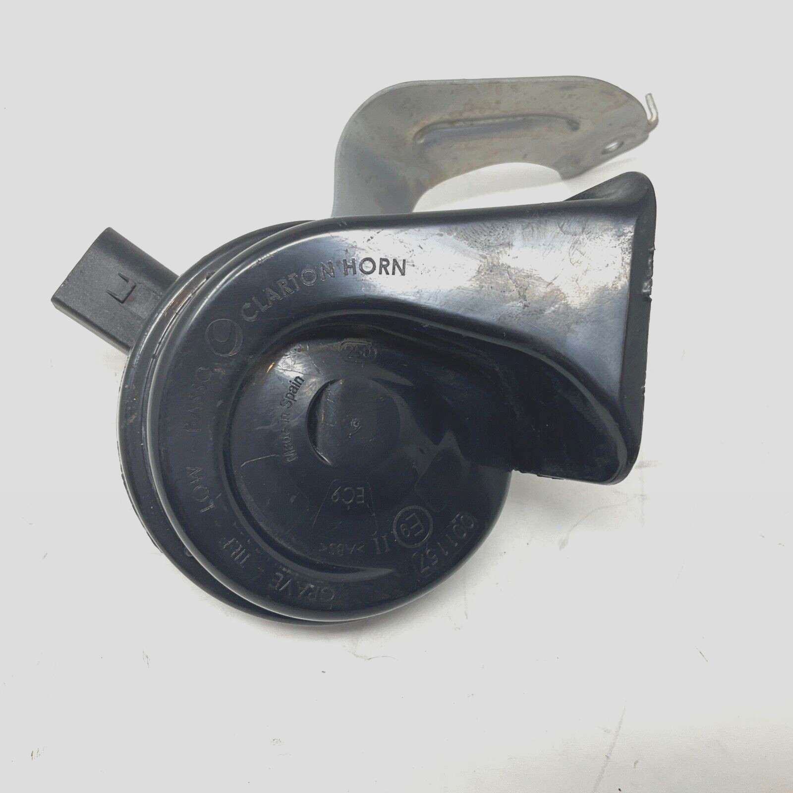 2000-2006 GMC Yukon Horn (Used OEM)