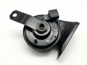 2002-2008 Toyota Solara Horn (Used OEM)