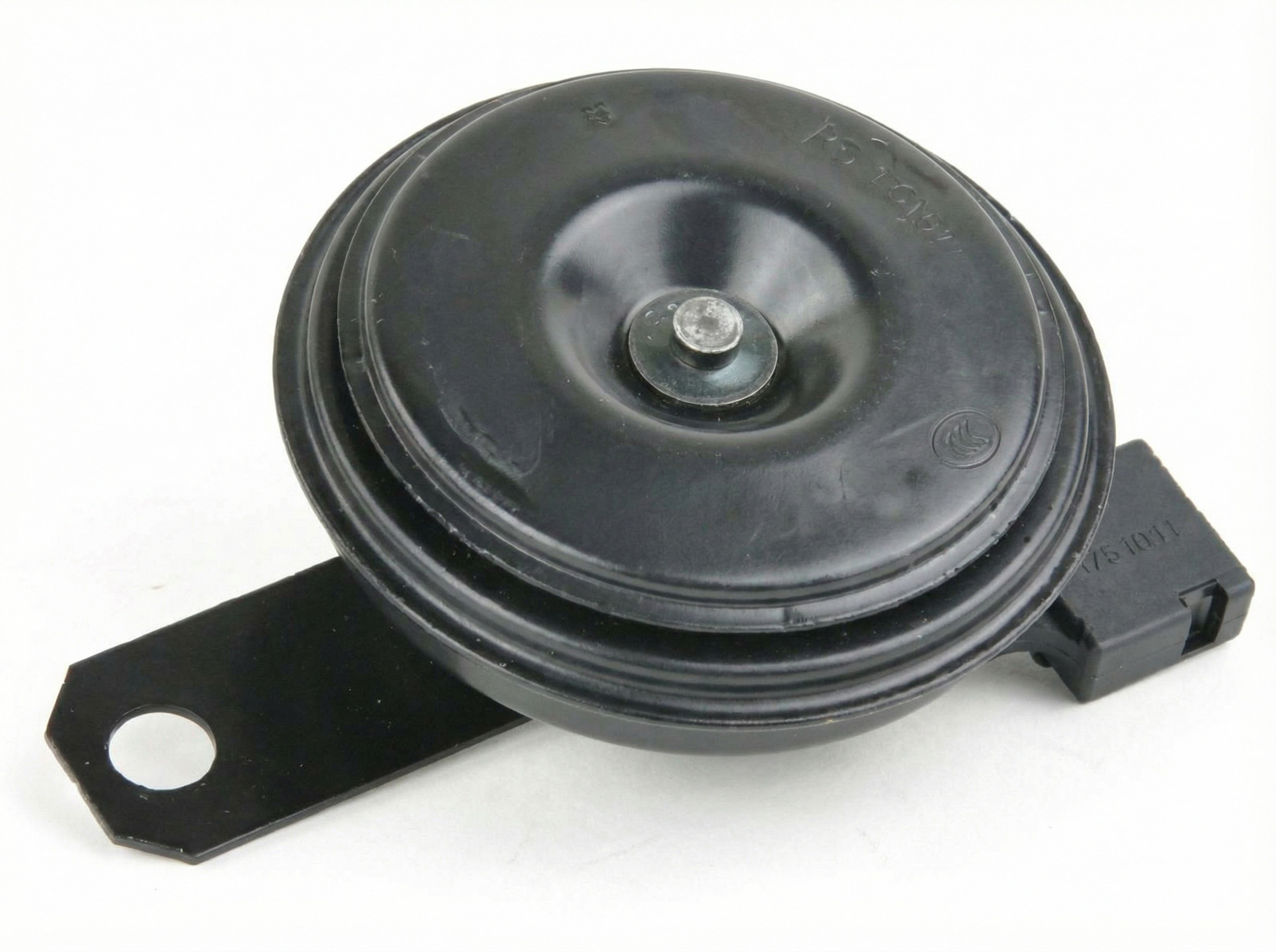 2013-2018 Toyota RAV4 Horn (Used OEM)