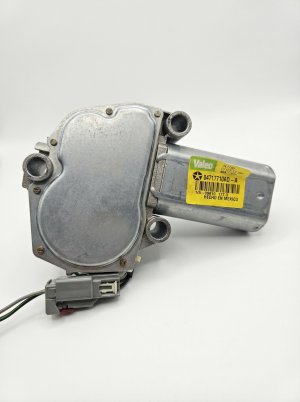 2001-2003 Dodge Caravan Windshield Wiper Motor - Rear (Used OEM)