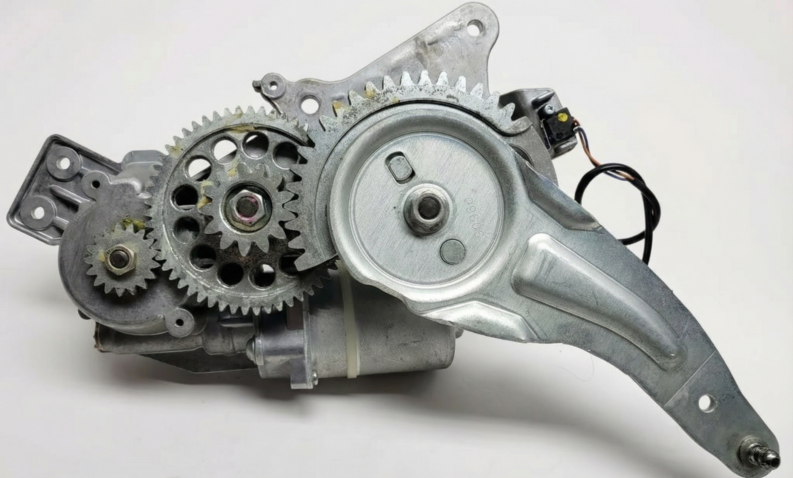 2008-2013 Dodge Grand Caravan Power Tailgate Lift Motor (Used OEM)