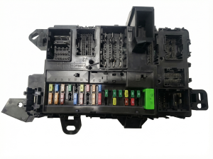 2021-2025 Ford F-150 Body Control Module Fuse Box (Used OEM)
