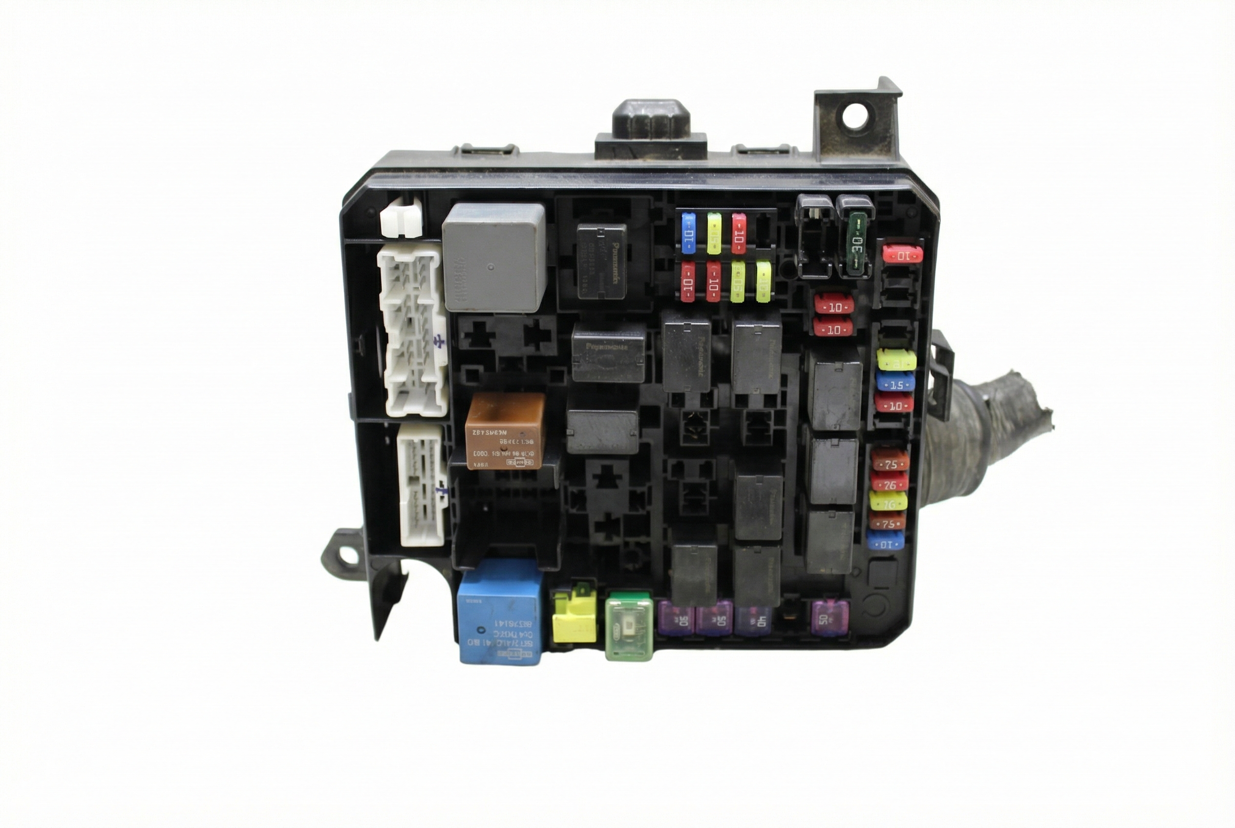 2017-2019 Lincoln MKC Cabin Fuse Box (Used OEM)