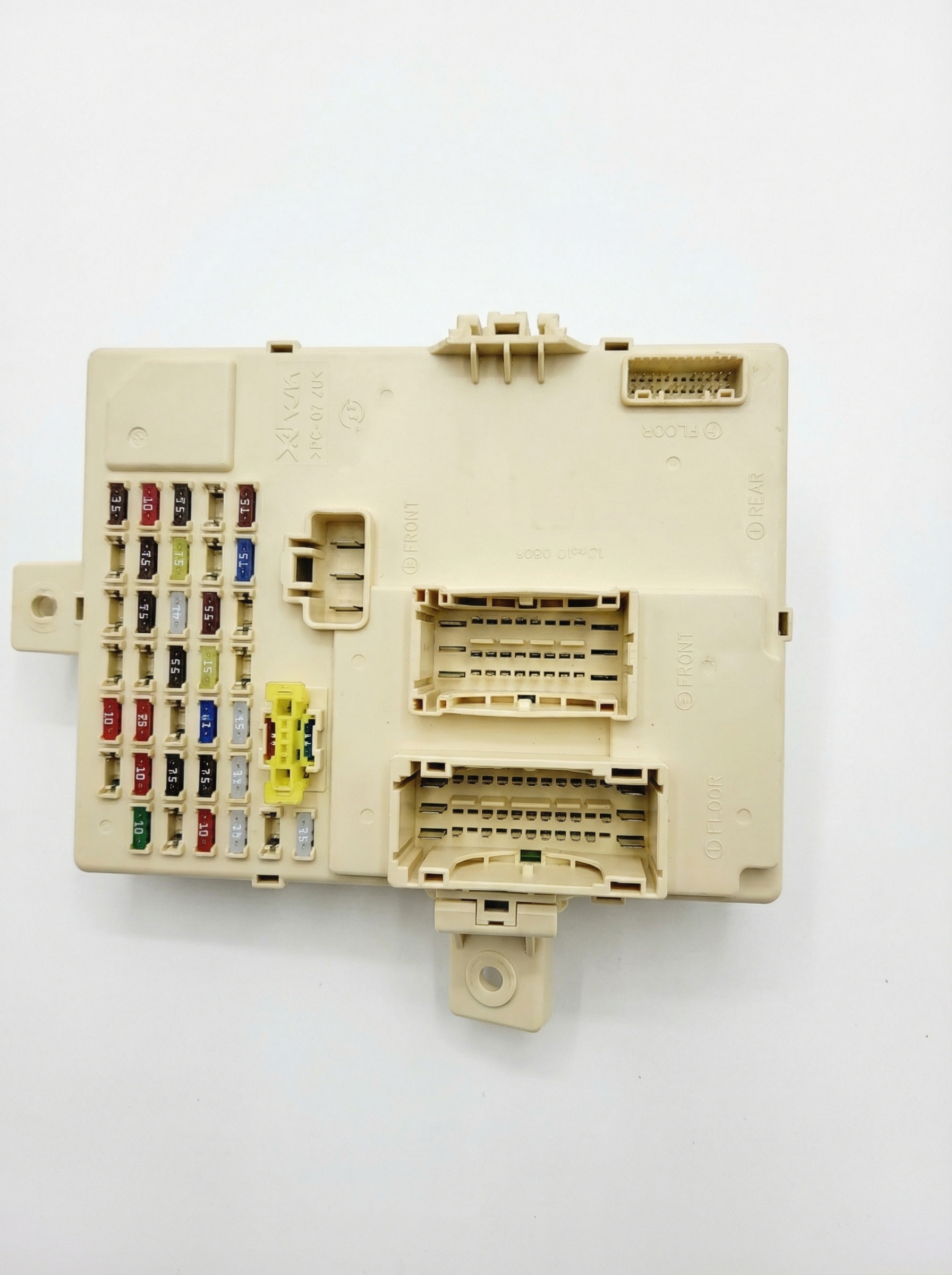 2011-2014 Hyundai Sonata Cabin Fuse Box (Used OEM)