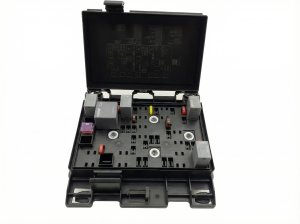 2007-2009 Saturn Aura Fuse Box (Used OEM)
