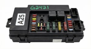 2007-2009 Saturn Aura Cabin Fuse Box (Used OEM)