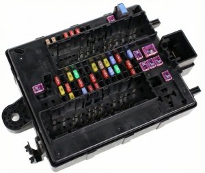 2018-2019 Cadillac XT5 Cabin Fuse Box (Used OEM)