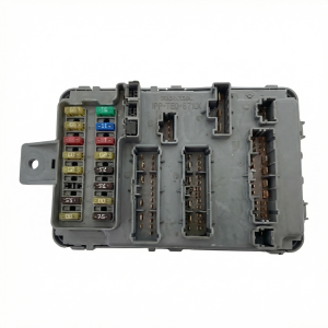 2004-2007 Buick Rainier Engine Compartment Fuse Box (Used OEM)
