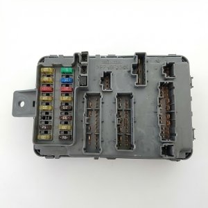 2007-2014 Chevrolet Tahoe Cabin Fuse Box (Used OEM)