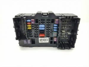 2015-2020 Chevrolet Tahoe Cabin Fuse Box (Used OEM)