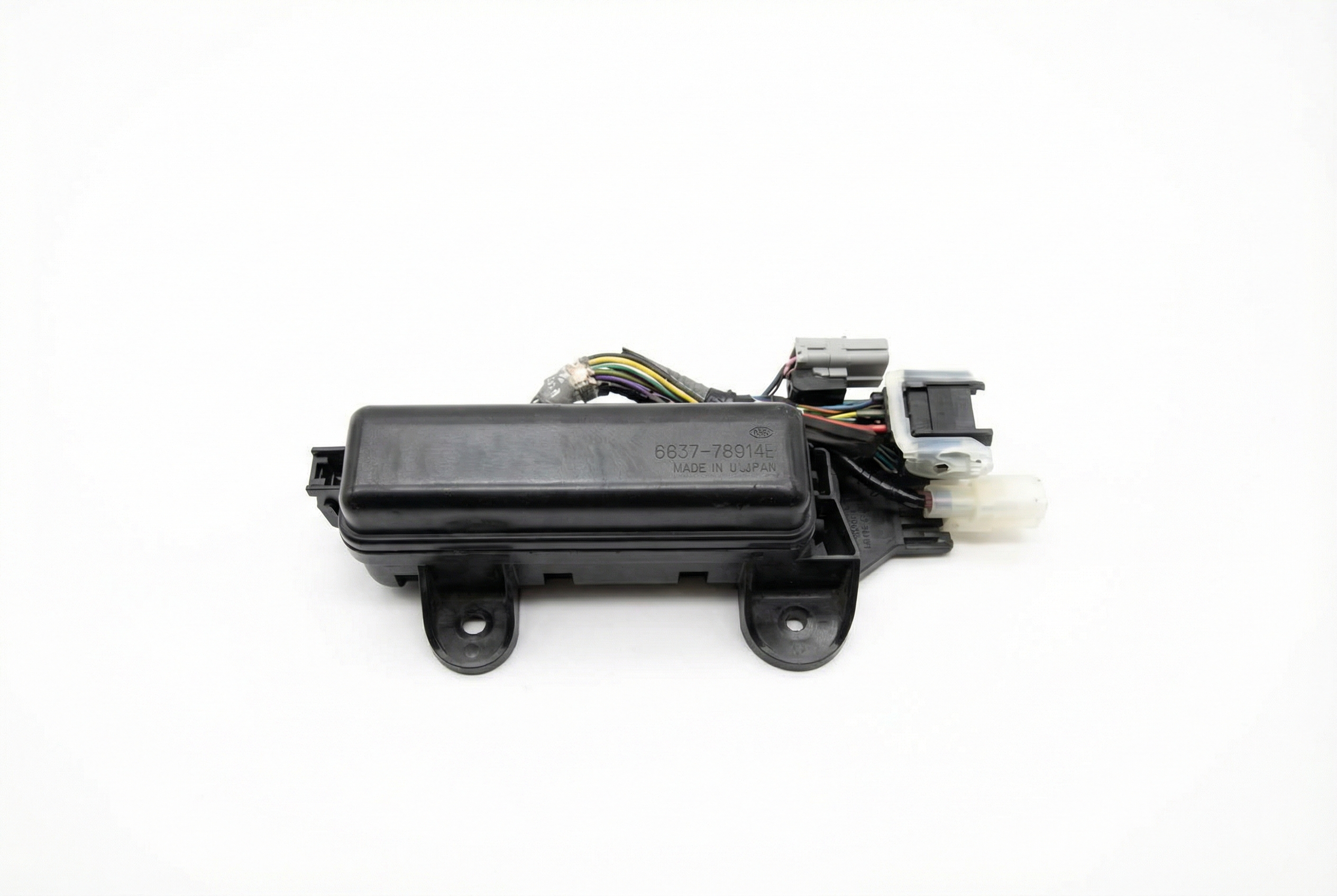 2010-2017 Chevrolet Equinox Cabin Fuse Box (Used OEM)