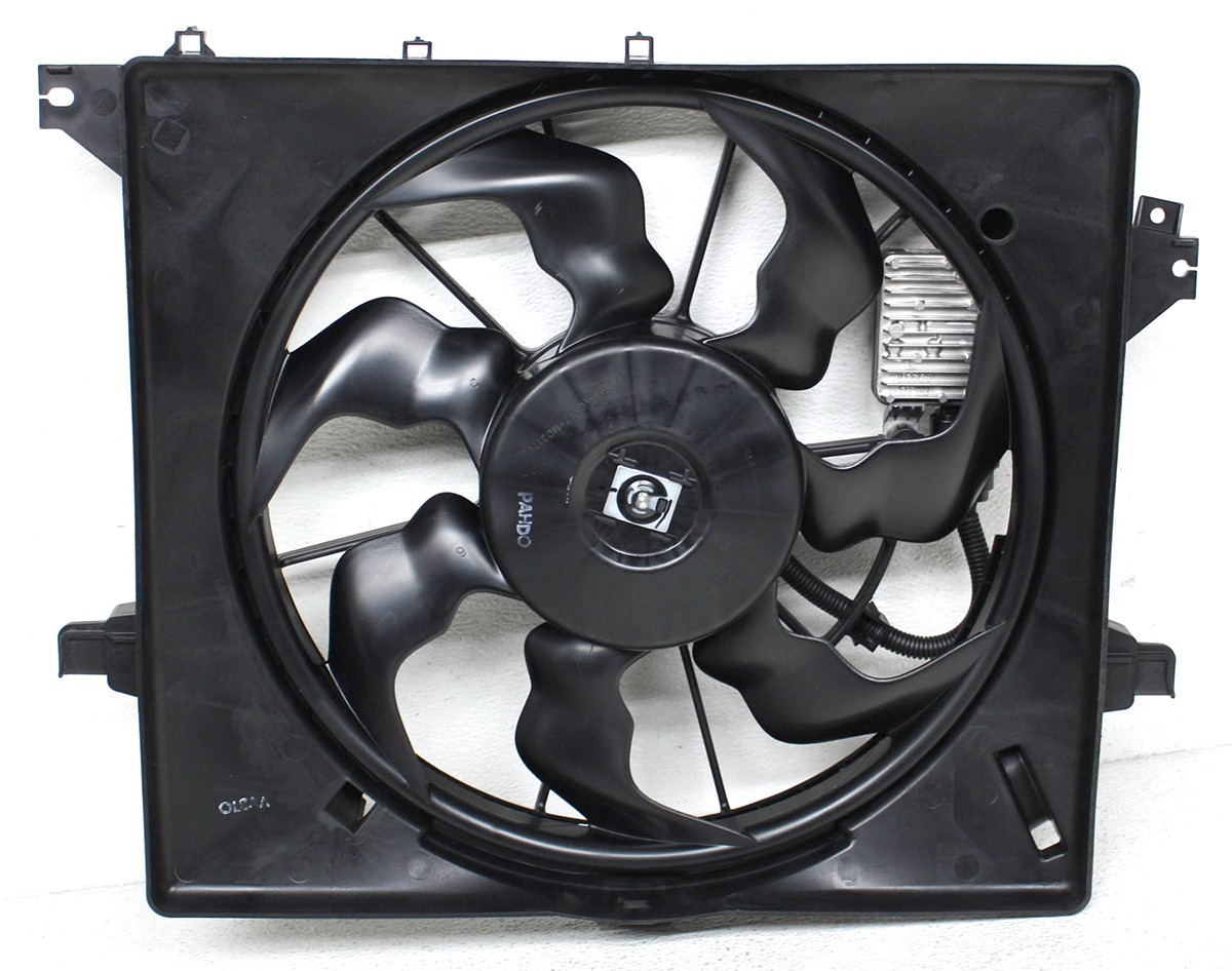 2017 Kia Soul Radiator and Condenser Fan Motor Assembly (Used OEM)