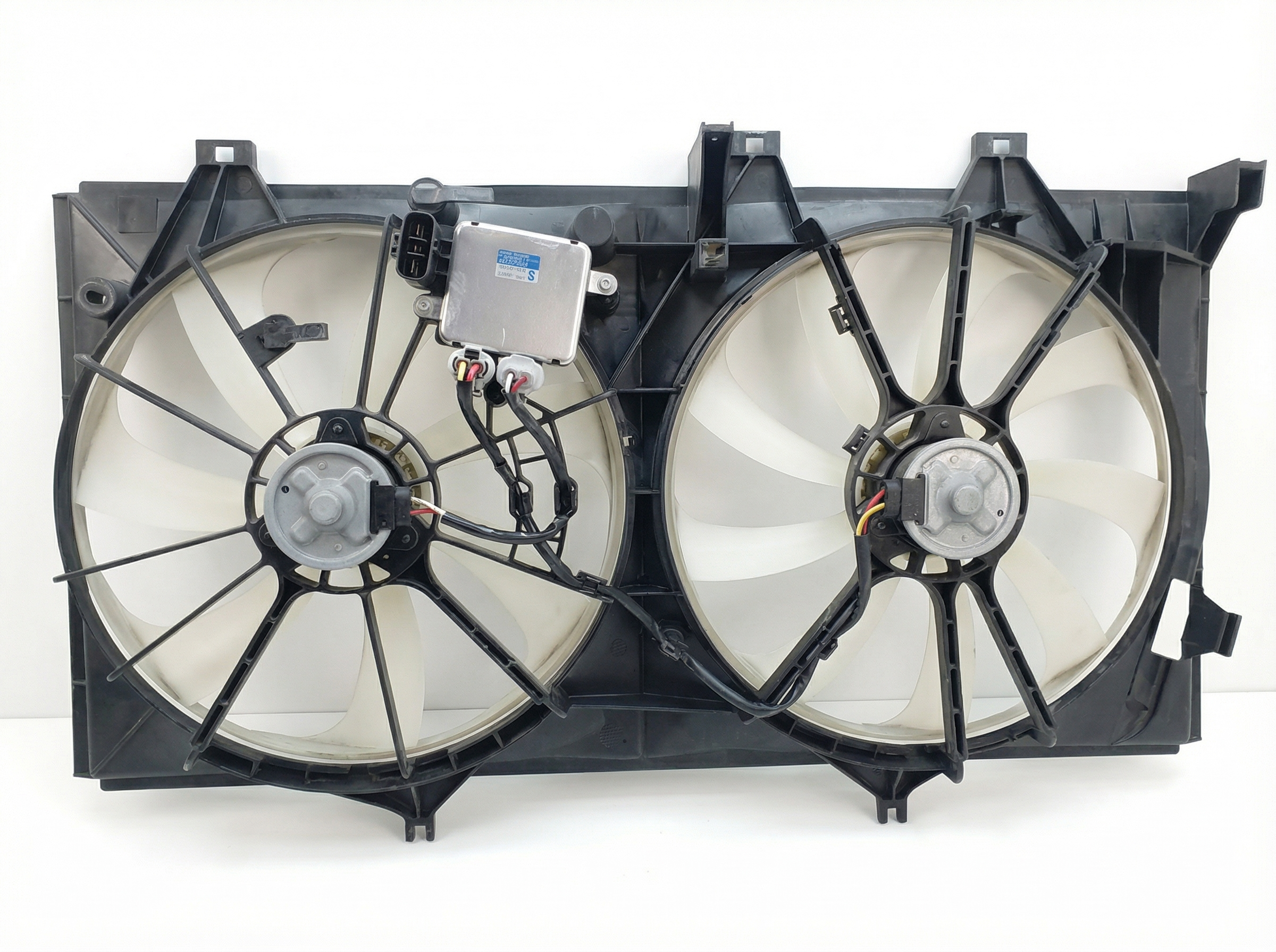 2013-2018 Lexus ES350 Dual A/C Condenser Fan Motor Assembly (Used OEM)