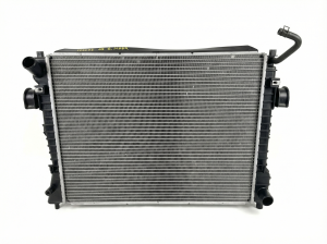 2003-2005 Lincoln Town Car Radiator (Used OEM)