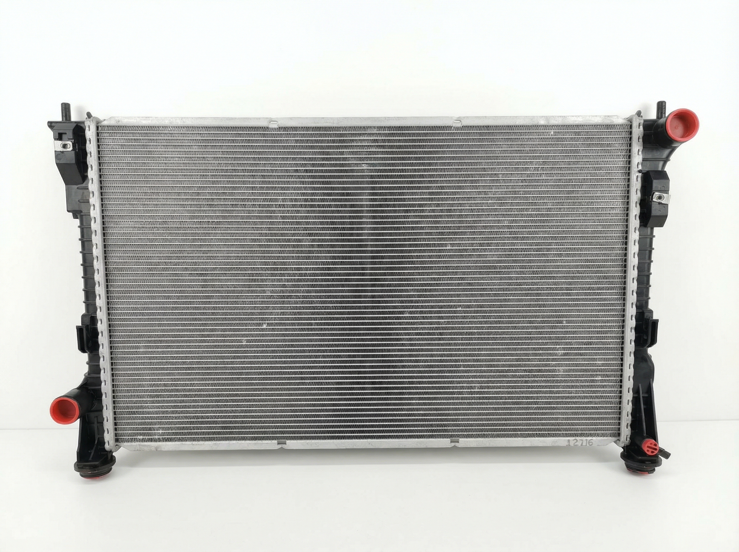 2013-2019 Ford Taurus Radiator without Engine Oil Cooler (Used OEM)