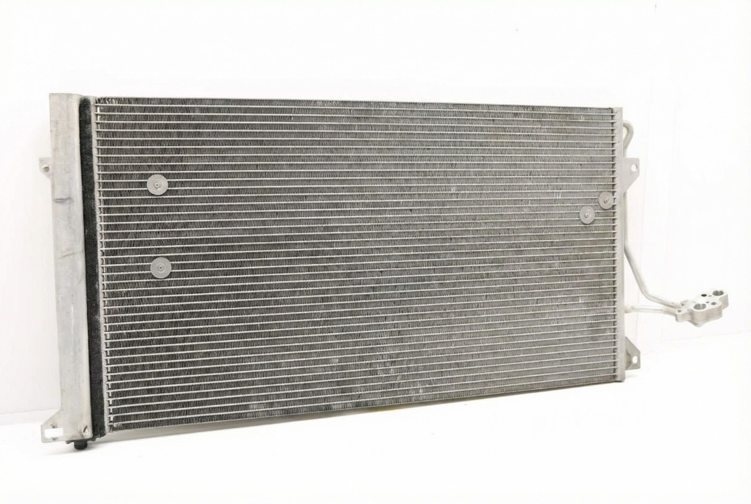 2004-2007 Volkswagen Touareg A/C Condenser with Receiver Drier (Used OEM)