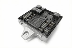 2013 INFINITI JX35 Engine Fuse Box (Used OEM)