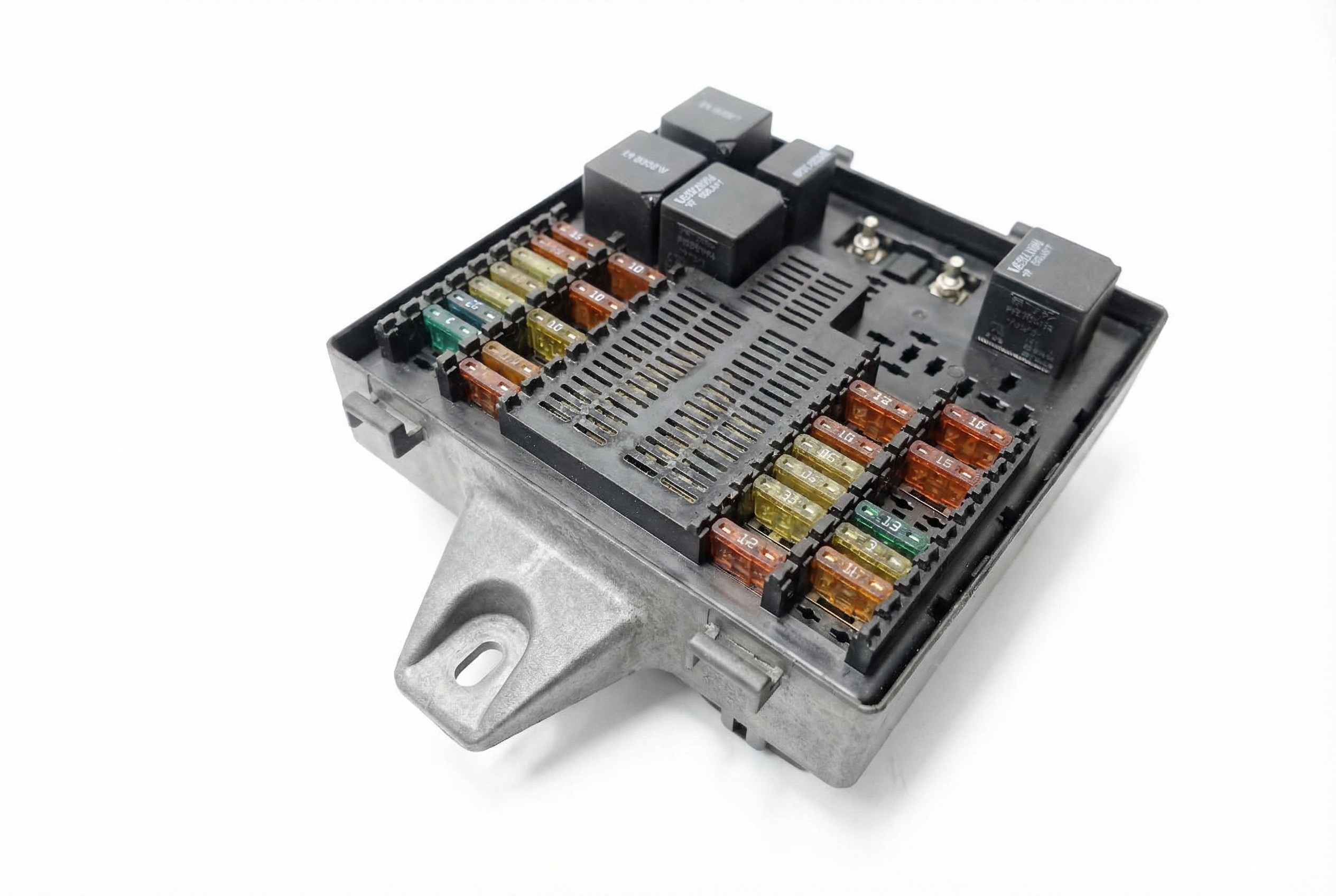 2014-2016 Nissan Rogue Engine Fuse Box (Used OEM)