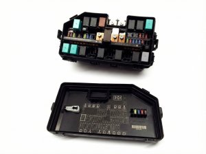 2012-2014 Honda Civic Engine Fuse Box (Used OEM)