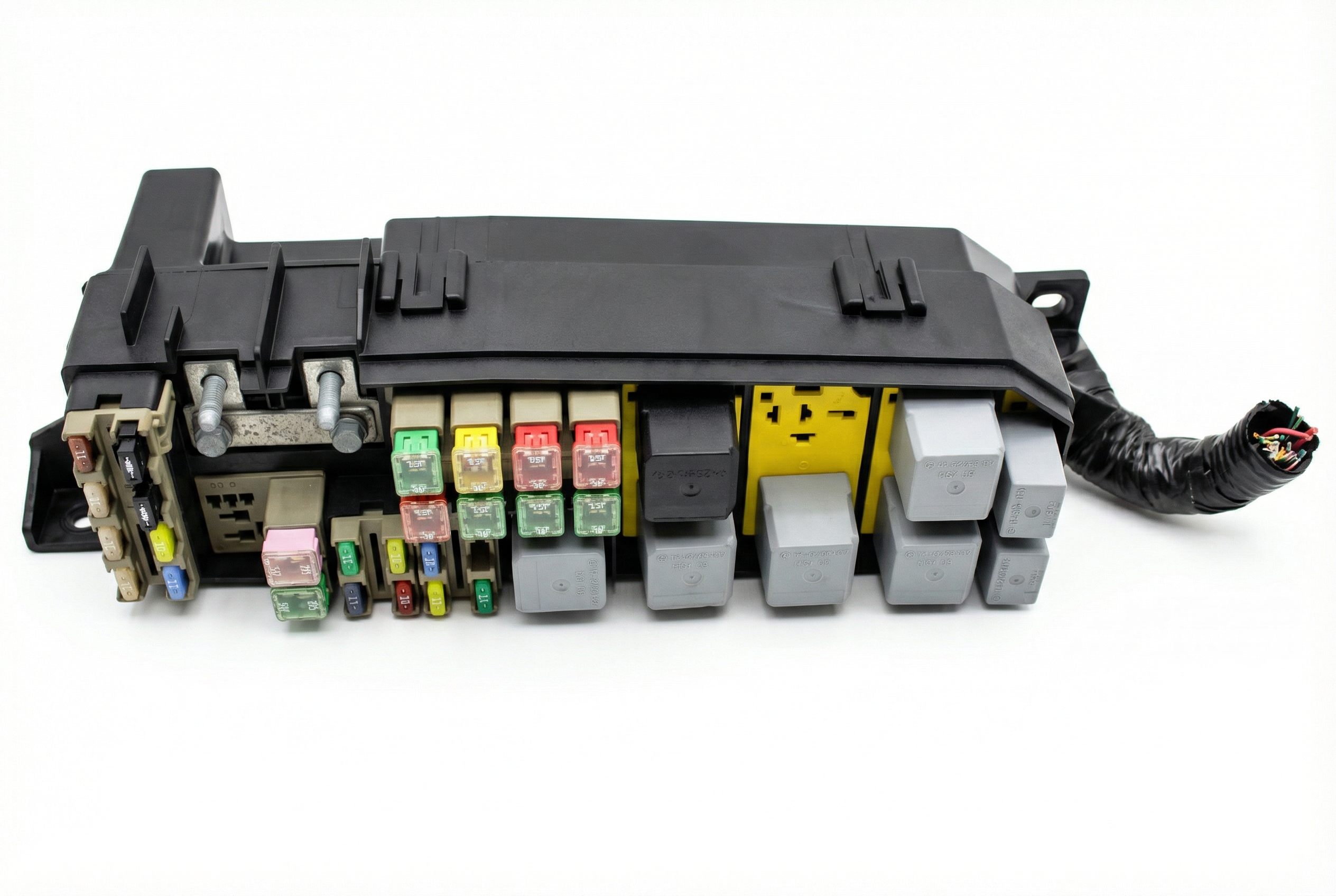 2005-2006 Mazda Tribute Engine Fuse Box (Used OEM)