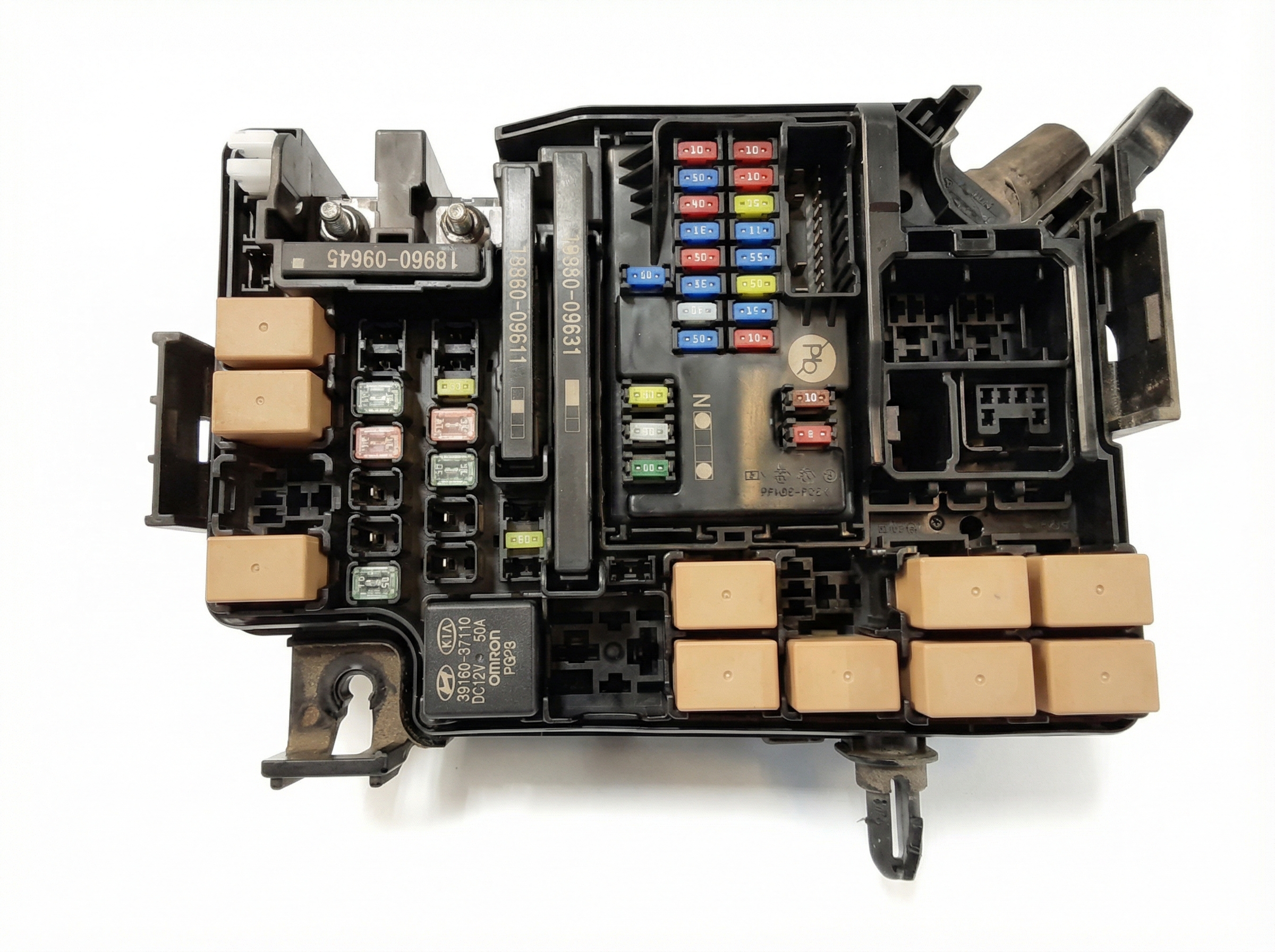 2021 Kia Forte Engine Fuse Box (Used OEM)