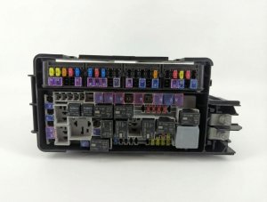 2018-2019 Ford Police Interceptor Utility Engine Fuse Box (Used OEM)