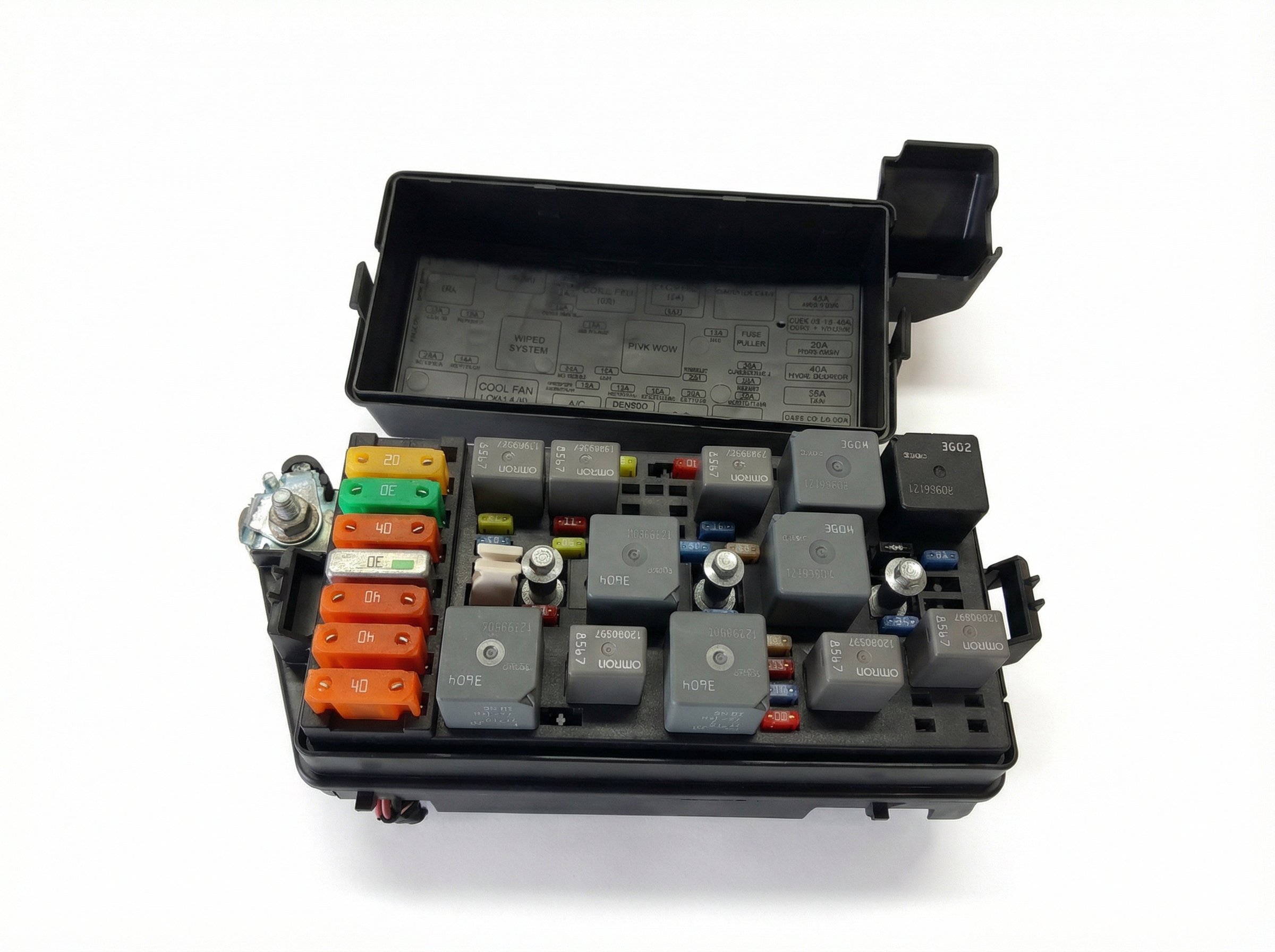 2006-2007 Saturn Vue Engine Fuse Box (Used OEM)