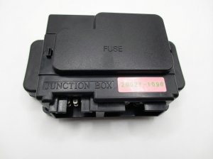 2013 Ford Explorer Engine Fuse Box with Adaptive Cruise Control (Used OEM)