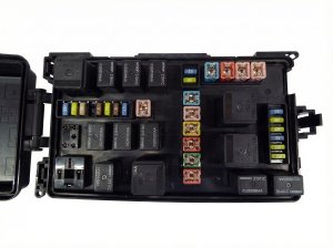 2006-2007 Chrysler 300 Engine Compartment Fuse Box (Used OEM)