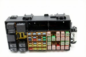 2002-2010 Mercury Mountaineer Engine Fuse Box (Used OEM)