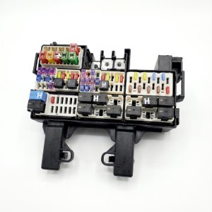 2016-2017 Ford Mustang Fuse Box (Used OEM)