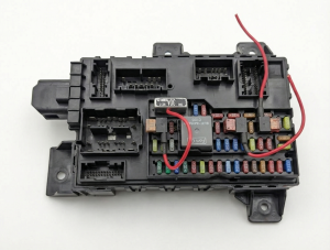 2012-2013 Mercedes-Benz S350 Underdash Fuse Box Assembly (Used OEM)