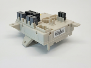 2009-2012 Chevrolet Traverse Underdash Fuse Box Assembly (Used OEM)