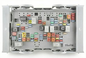 2020-2023 GMC Sierra 2500 HD Positive Battery Terminal Fuselink (Used OEM)