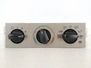 2001-2002 Ford Explorer Sport Trac Gray Manual Temperature Control Module with Heated Seats (Used OEM)