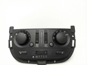2005-2007 Buick Terraza Temperature Control Module with Rear AC and Heated Seats - Front (Used OEM)