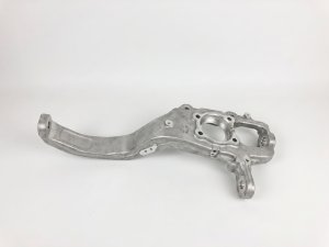 2017-2024 Maserati Levante Steering Knuckle with Wheel Bearing Hub - Front, Right (Passenger) (Used OEM)