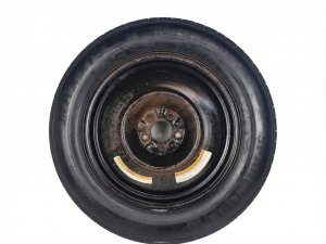 2007-2012 Mazda CX-7 235/60R18 Kumho Crugen Tire (Used OEM)