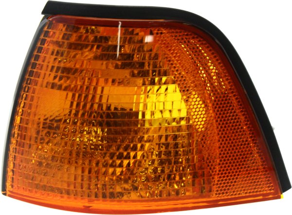 Left (Driver) Corner Light Lens and Housing for 1995-1999 BMW 3-Series Vehicles, Replacement