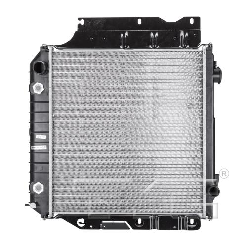 2002 - 2004 Jeep Wrangler Radiator Assembly