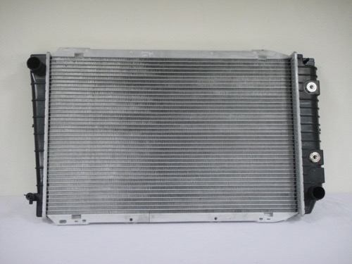 Radiator Assembly for 1991 - 1994 Lincoln Town Car, OEM Replacement: F1VY8005C