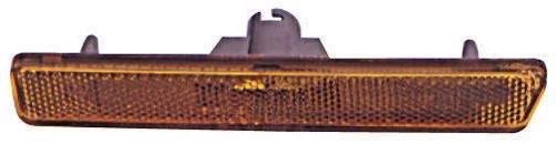 Front Right (Passenger) Side Marker Light Assembly for 1991 - 1994 Buick Regal, 4 Door Sedan,  5975434, Replacement