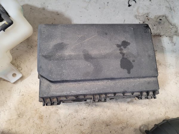 OEM Fuse Box for 2012 Chevrolet Volt